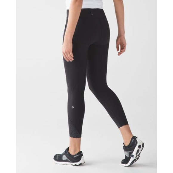 Lululemon Tight Stuff Tight II Black Size 4 Reflective Full On Luxtreme - Picture 4 of 10